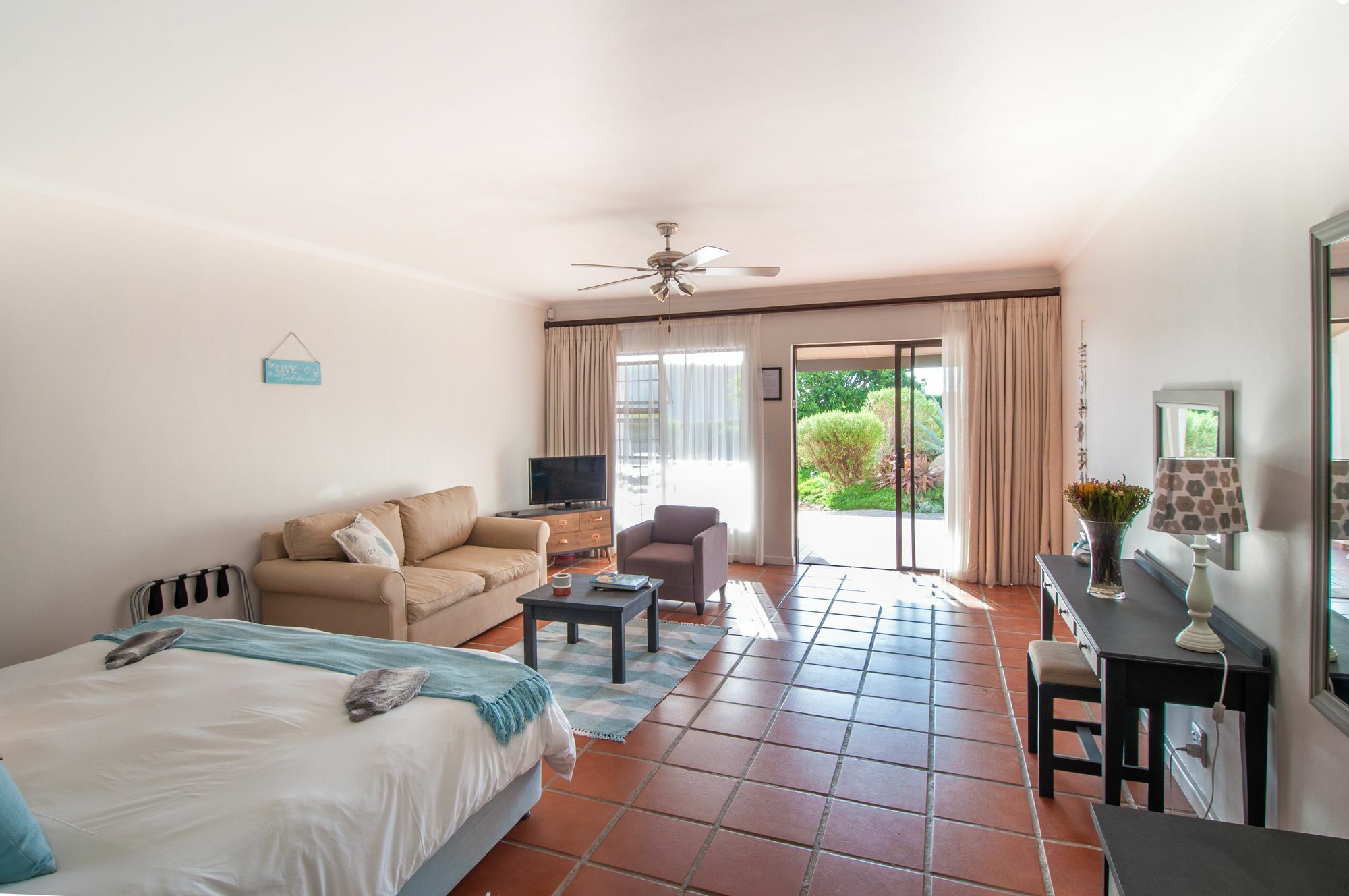 Wind-Rose Guest House Gordonsbaai Buitenkant foto